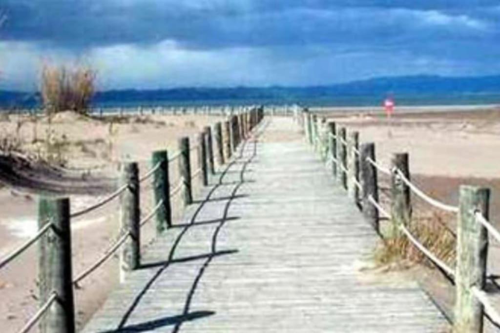 Rincon Del Delta, Apartamento En El Delta Del Ebro, Playa Trabucador Amposta, Tarragona L'Eucaliptus エクステリア 写真